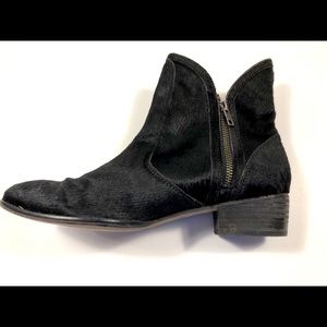Seychelles Lucky Penny Ponyhair Black Booties